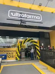 Caixas de medicamentos prontas para entrega pela Ultrafarma